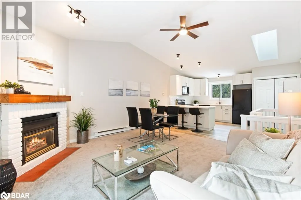 #403 - 12 DAWSON Drive