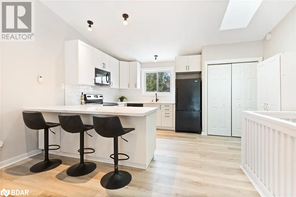 #403 - 12 DAWSON Drive