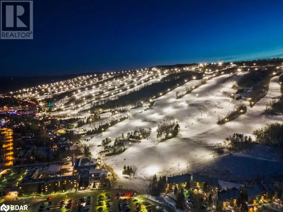 #403 - 12 DAWSON Drive