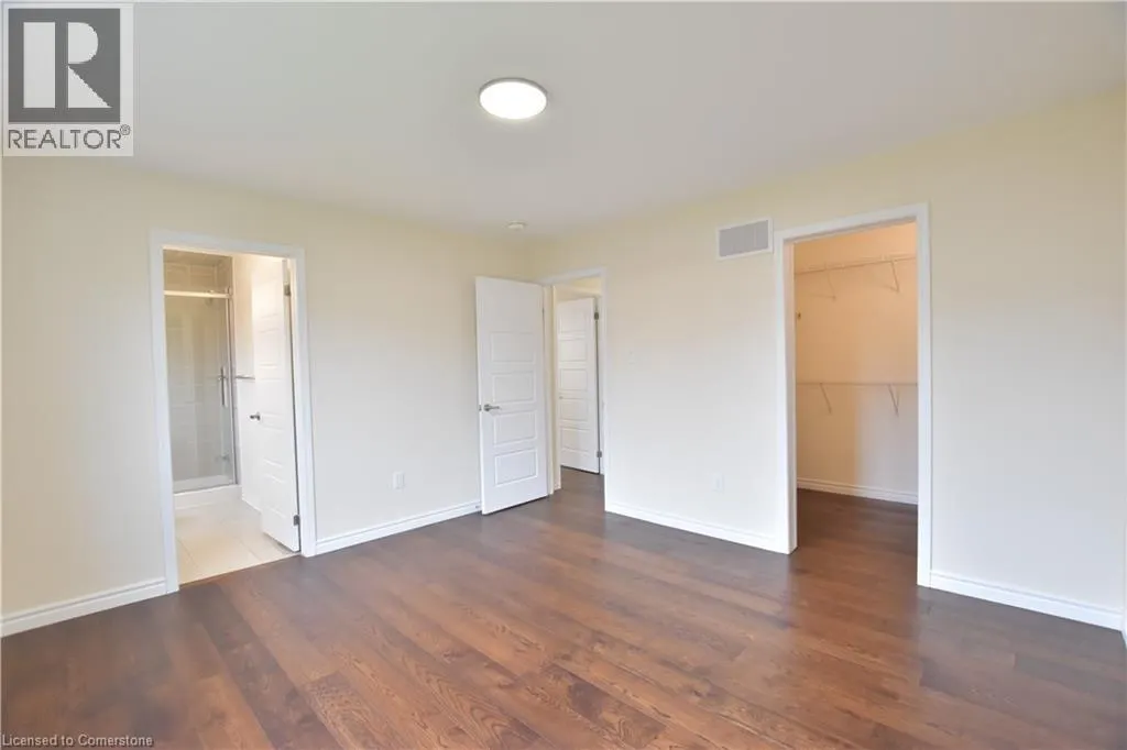 47 PICKETT Place