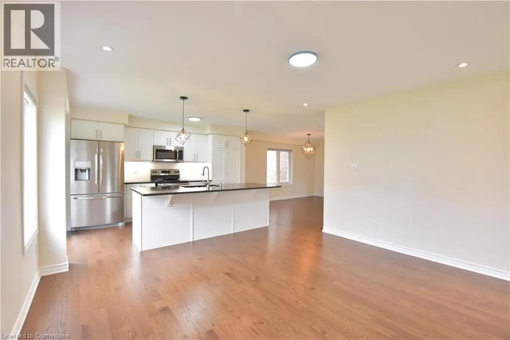 47 PICKETT Place