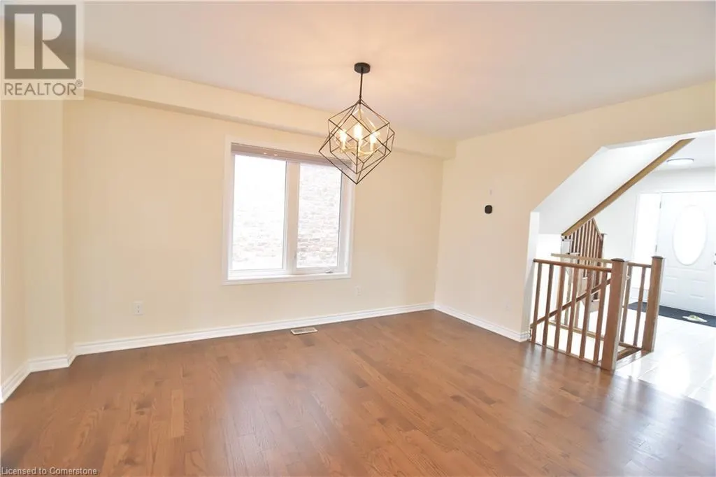 47 PICKETT Place