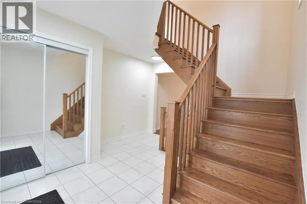 47 PICKETT Place