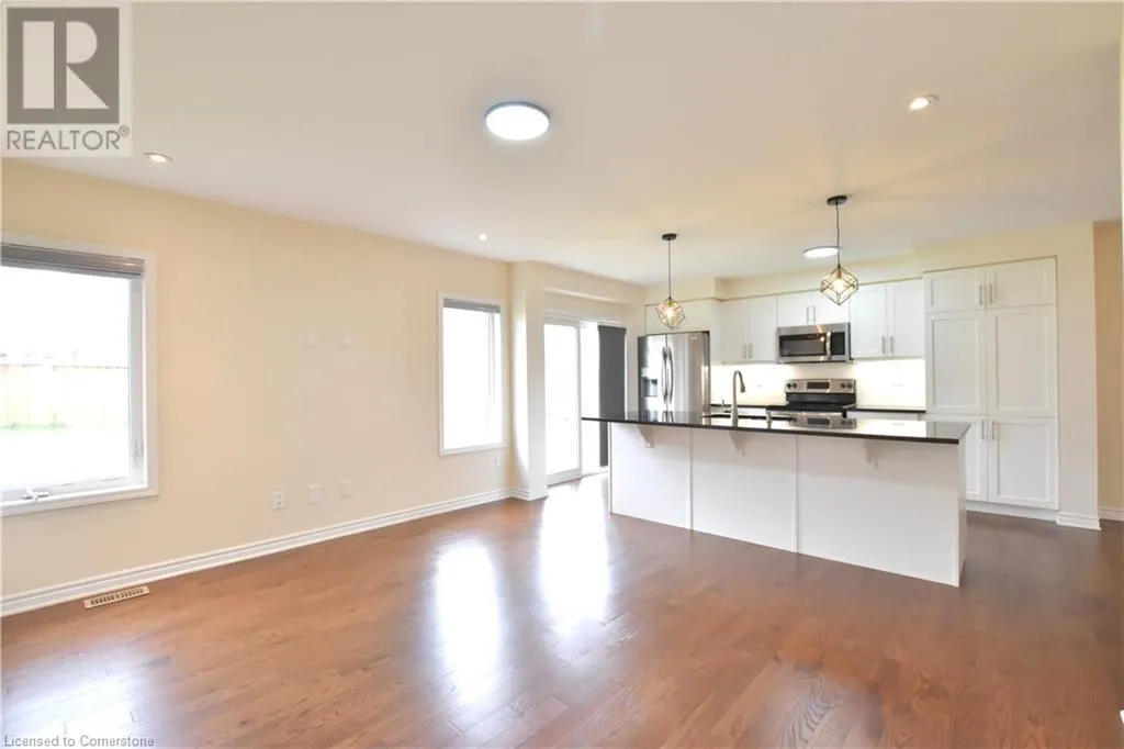 47 PICKETT Place