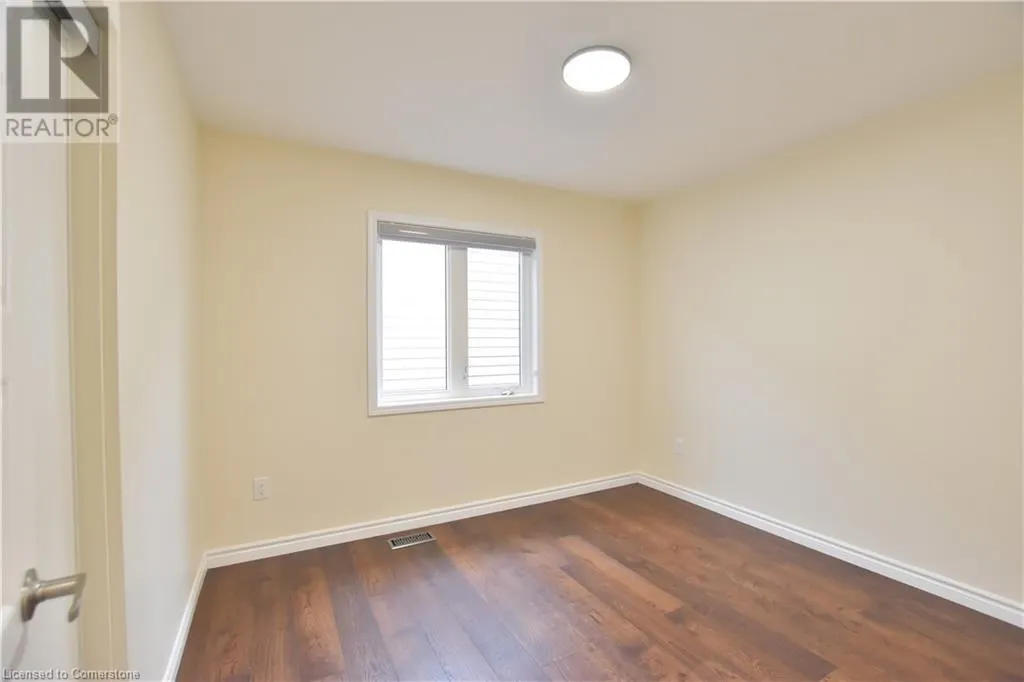 47 PICKETT Place