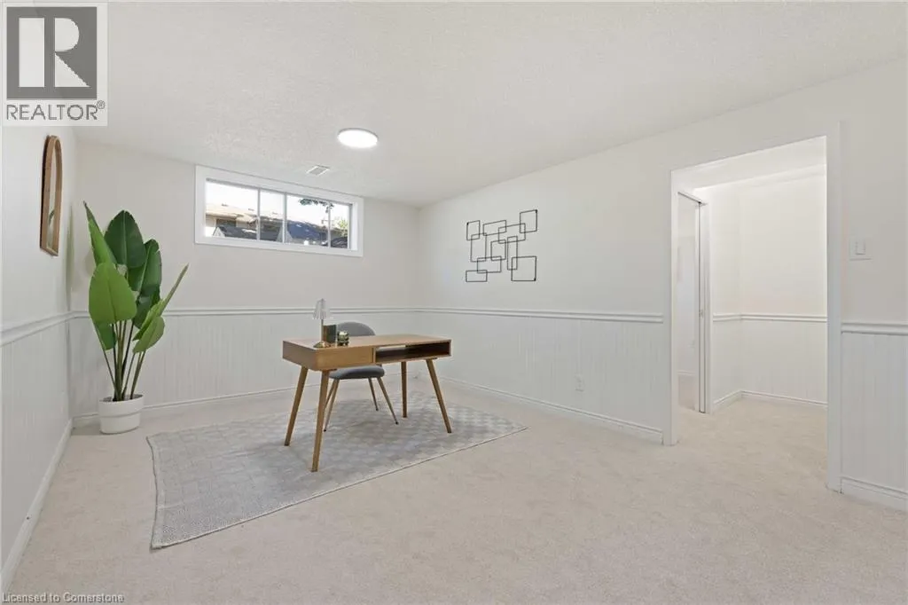 5 UXBRIDGE Crescent