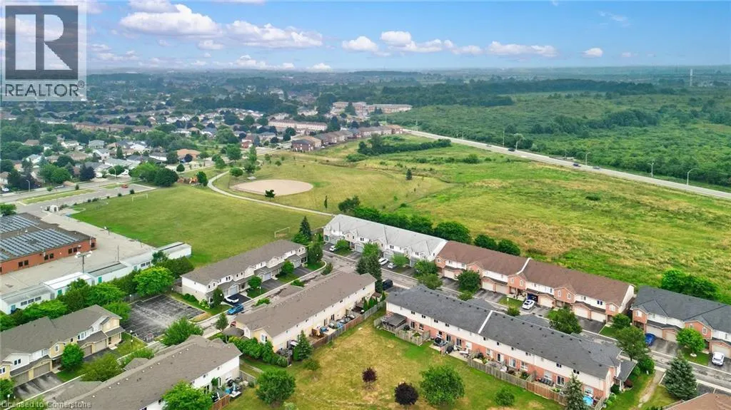 800 PARAMOUNT Drive Unit# 28, #28
