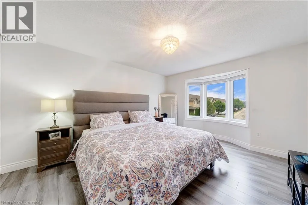 800 PARAMOUNT Drive Unit# 28, #28