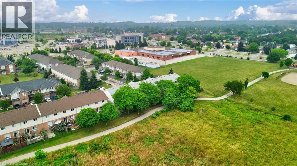 800 PARAMOUNT Drive Unit# 28, #28