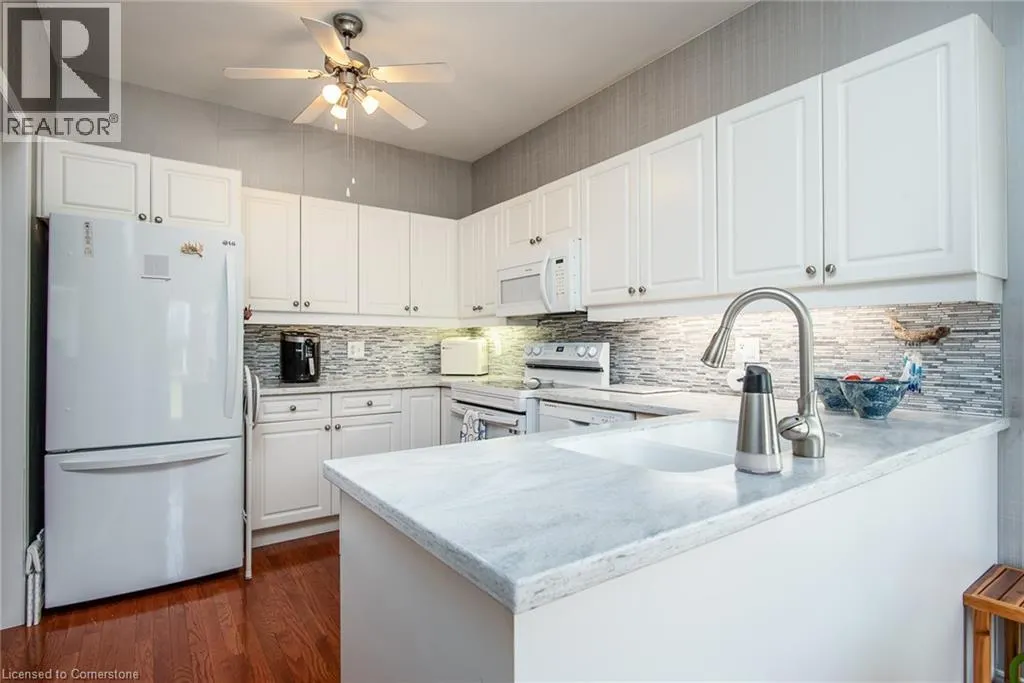 545 LAURELWOOD Drive Unit# 21, #21