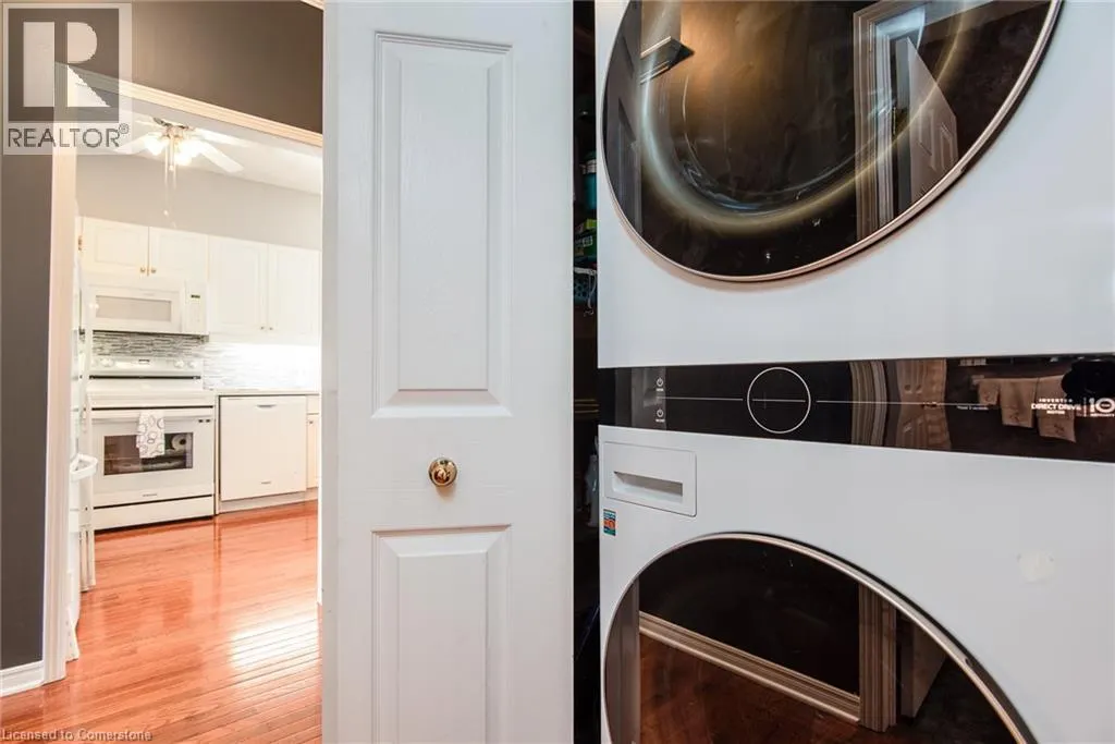 545 LAURELWOOD Drive Unit# 21, #21
