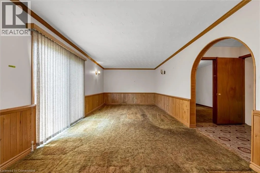 120 RAVENBURY Drive