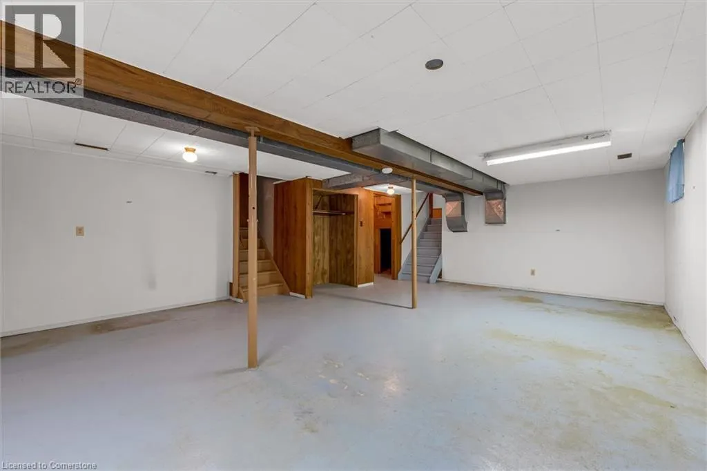 120 RAVENBURY Drive