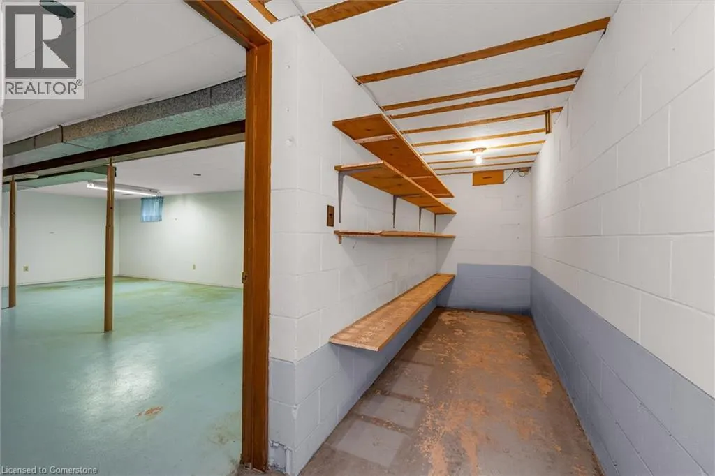 120 RAVENBURY Drive