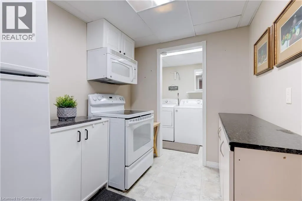 2774 KING Street E Unit# 10, #10