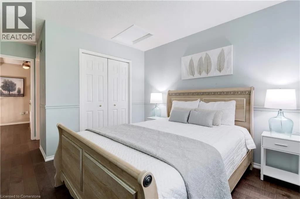 2774 KING Street E Unit# 10, #10