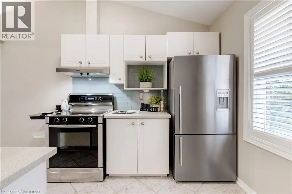 2774 KING Street E Unit# 10, #10