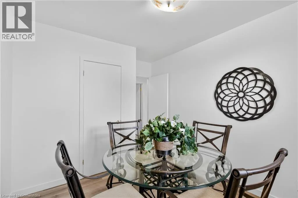 2041 THIRD STREET LOUTH