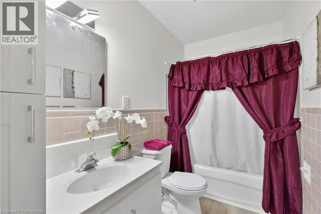2041 THIRD STREET LOUTH