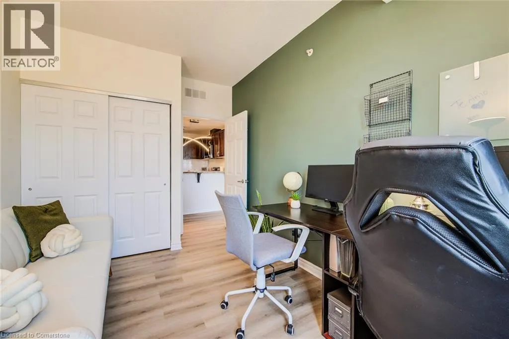 2 COLONIAL Drive Unit# 401, #401