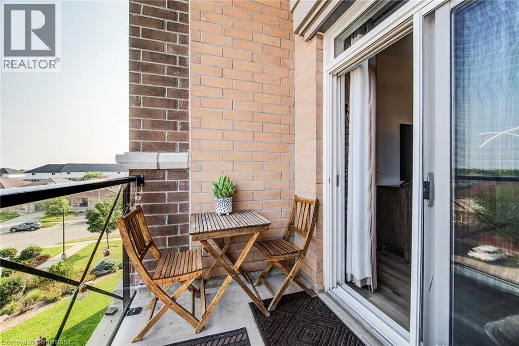 2 COLONIAL Drive Unit# 401, #401