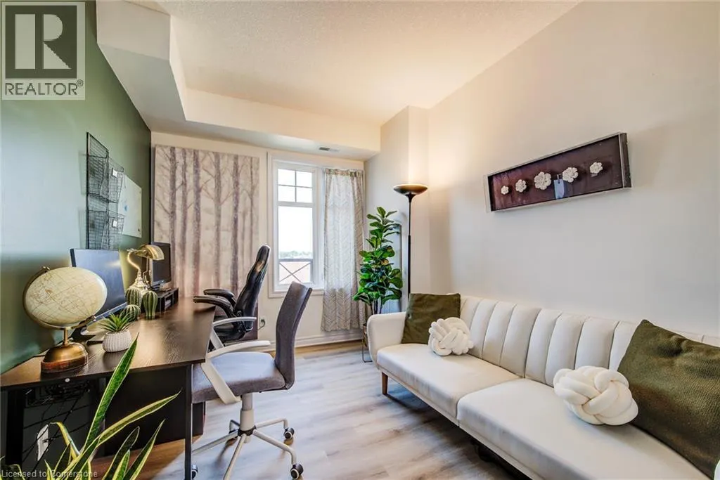 2 COLONIAL Drive Unit# 401, #401