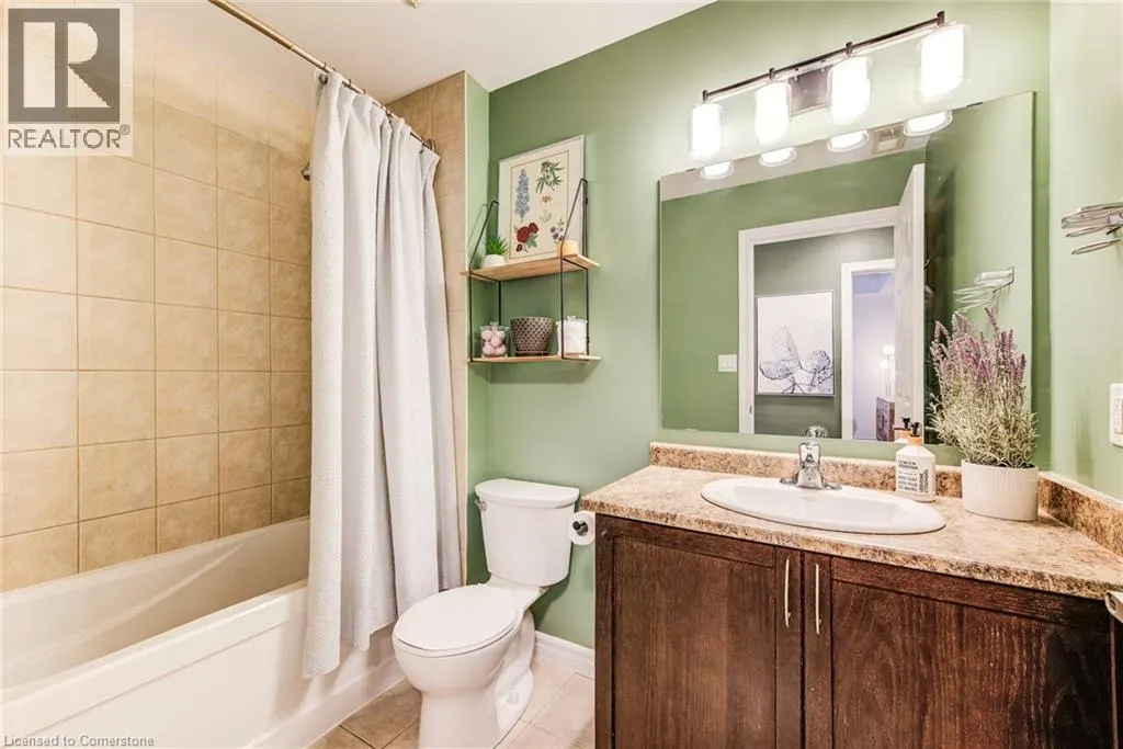 2 COLONIAL Drive Unit# 401, #401