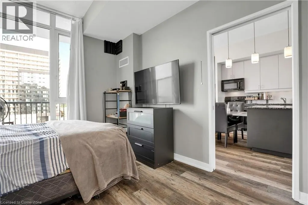 191 KING Street S Unit# 802, #802