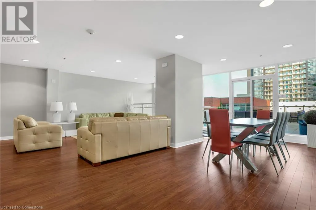 191 KING Street S Unit# 802, #802