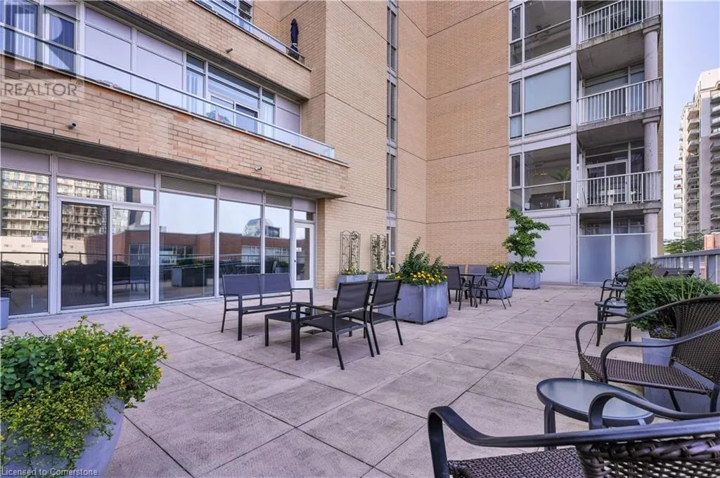 191 KING Street S Unit# 802, #802