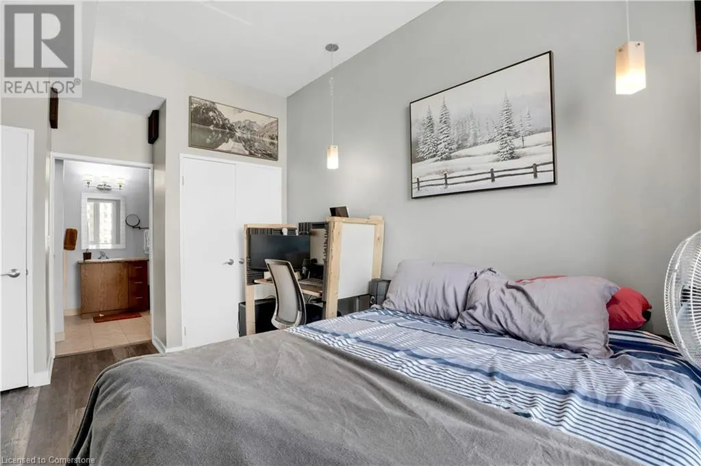 191 KING Street S Unit# 802, #802