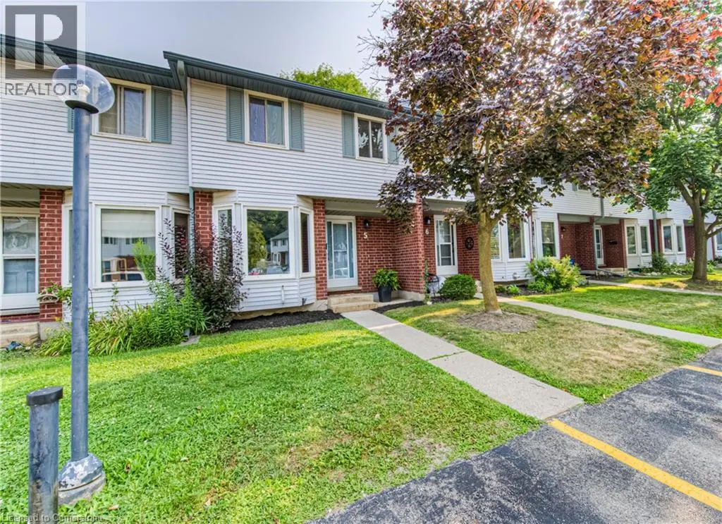 219 KINGSWOOD Drive Unit# 5, #5