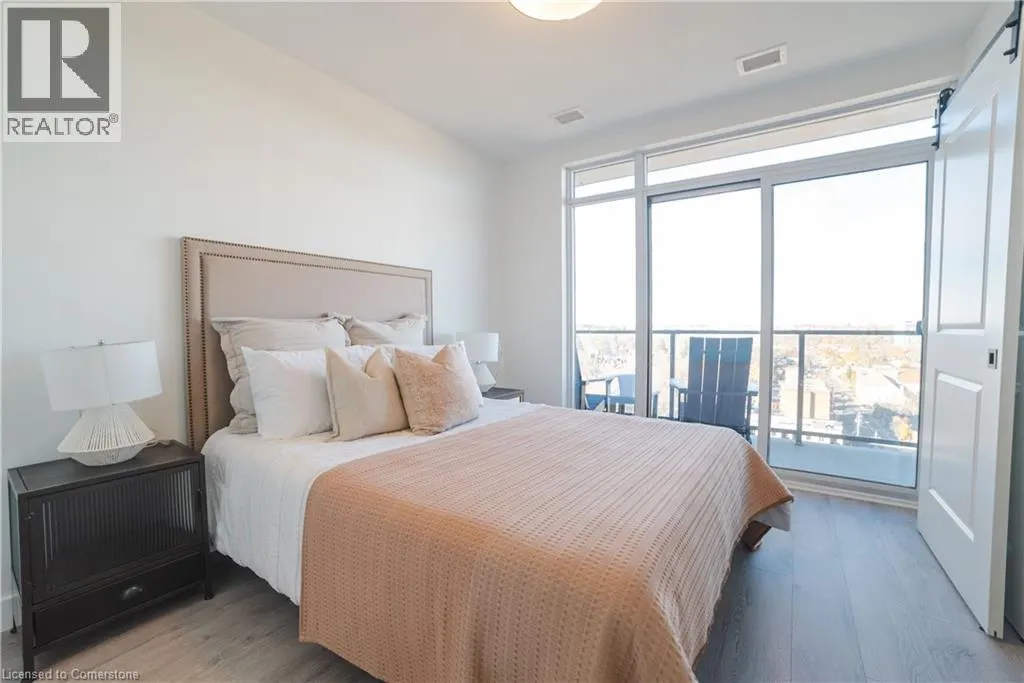 15 GLEBE Street Unit# 1701, #1701