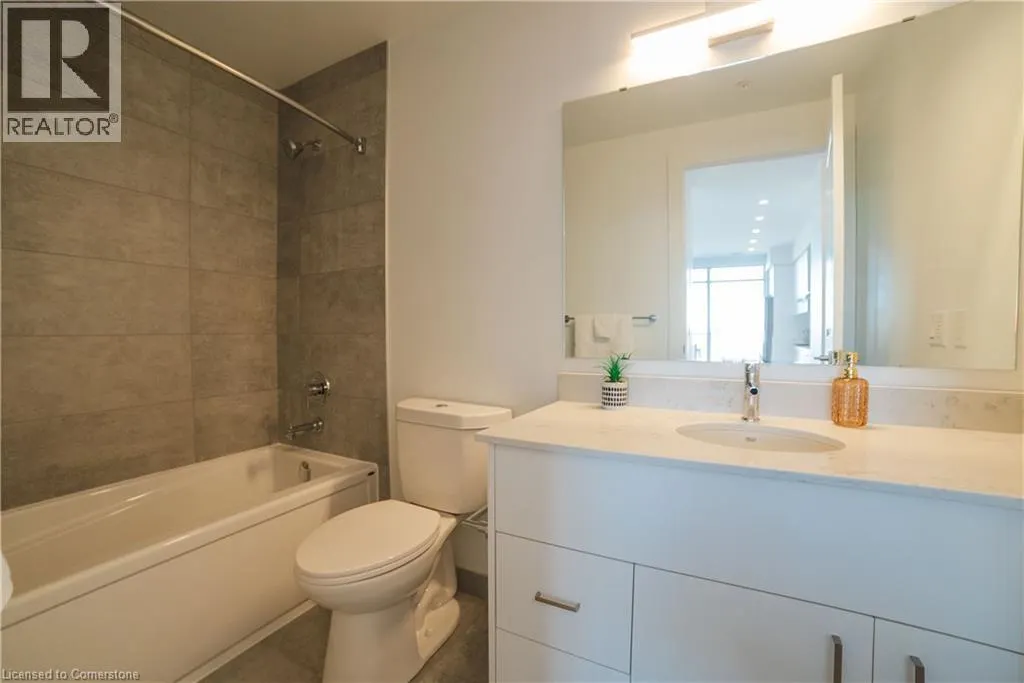 15 GLEBE Street Unit# 1701, #1701