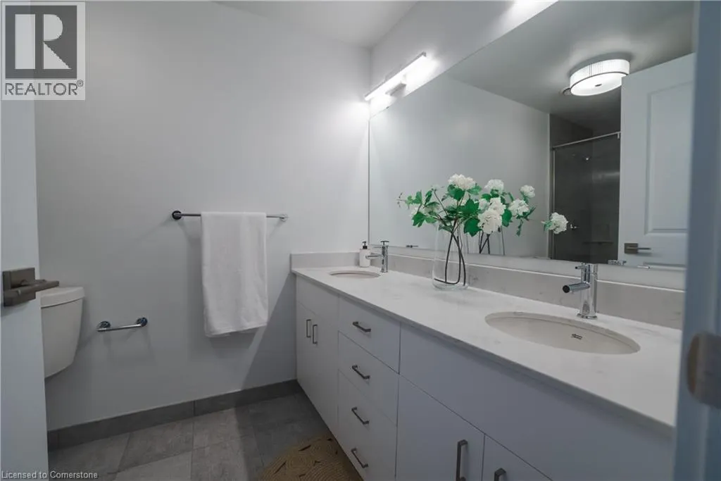 15 GLEBE Street Unit# 1701, #1701