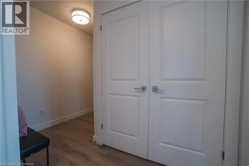 15 GLEBE Street Unit# 1701, #1701