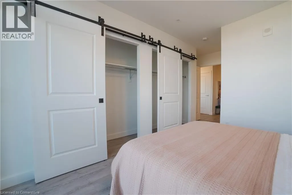 15 GLEBE Street Unit# 1701, #1701