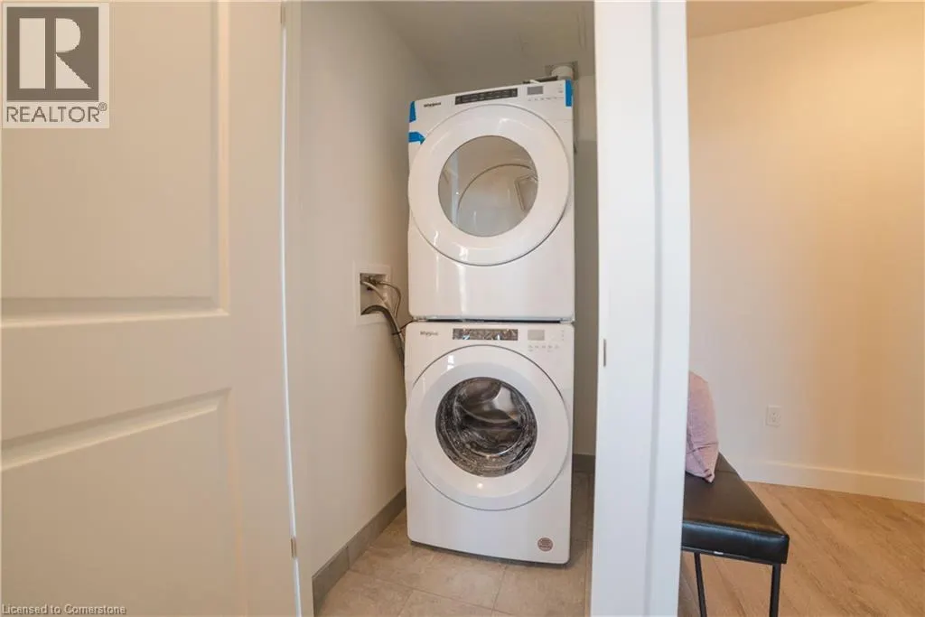 15 GLEBE Street Unit# 1701, #1701