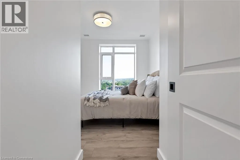 50 GRAND Avenue S Unit# 1702, #1702