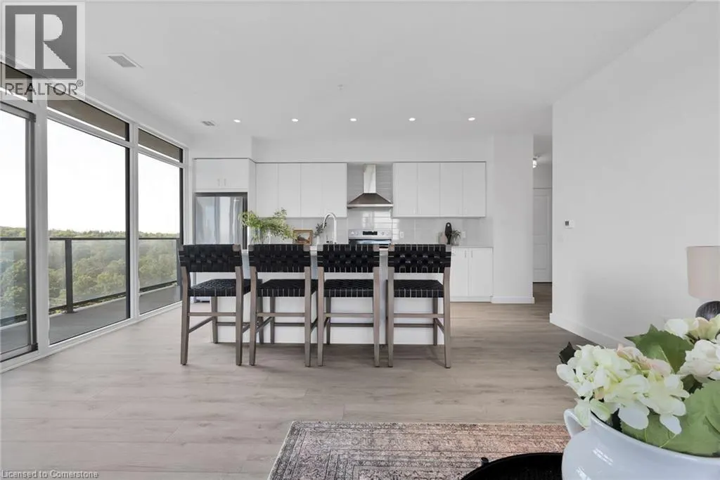 50 GRAND Avenue S Unit# 1702, #1702