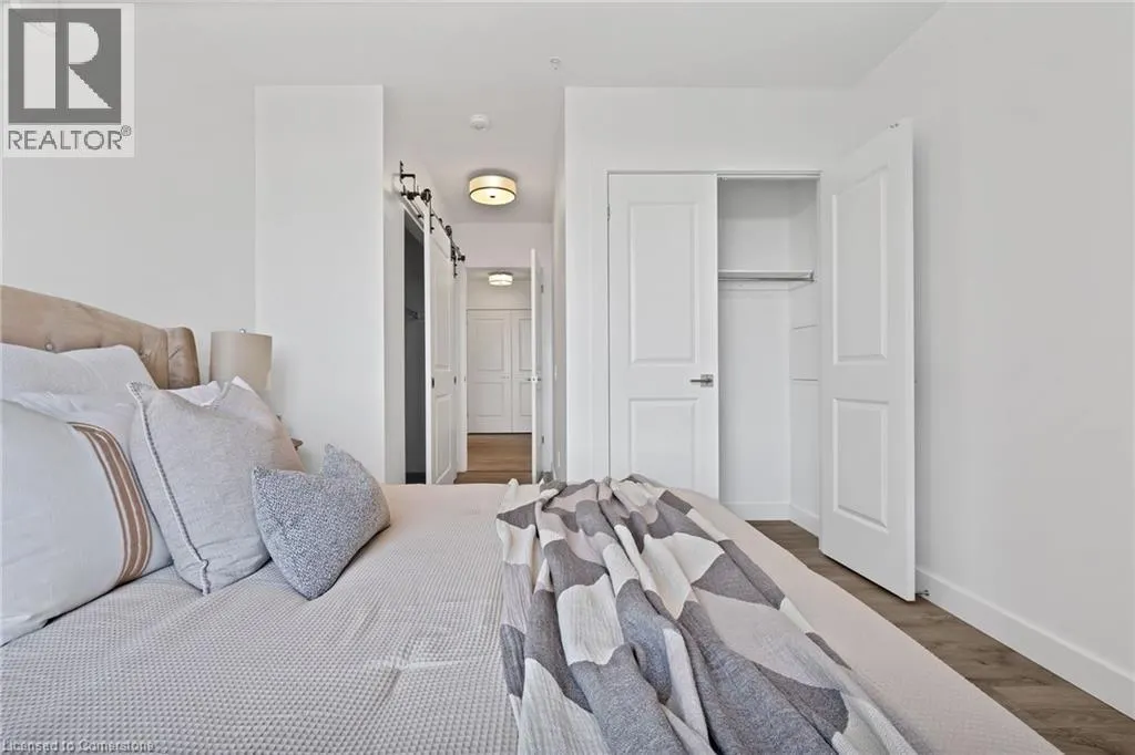 50 GRAND Avenue S Unit# 1702, #1702