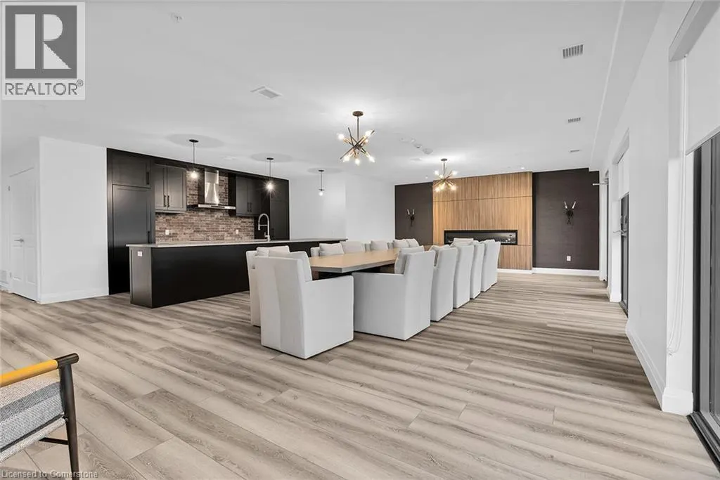 50 GRAND Avenue S Unit# 1702, #1702