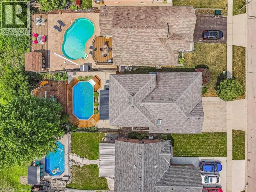 114 DELAVAN Drive