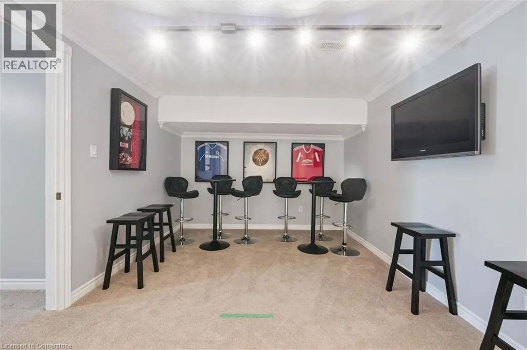 114 DELAVAN Drive
