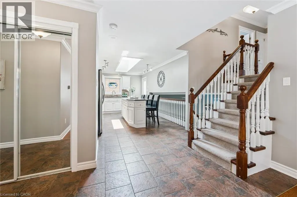 114 DELAVAN Drive