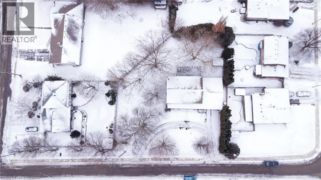 116 DUNCOMBE Road