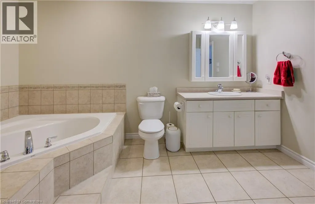 35 GREEN GATE Boulevard Unit# 28, #28