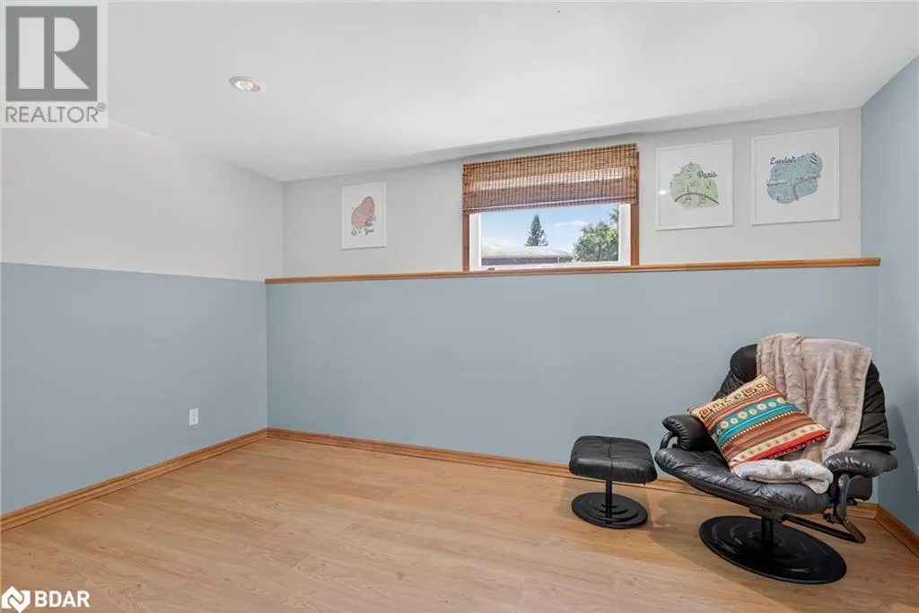 2 BIRCHMOUNT Circle
