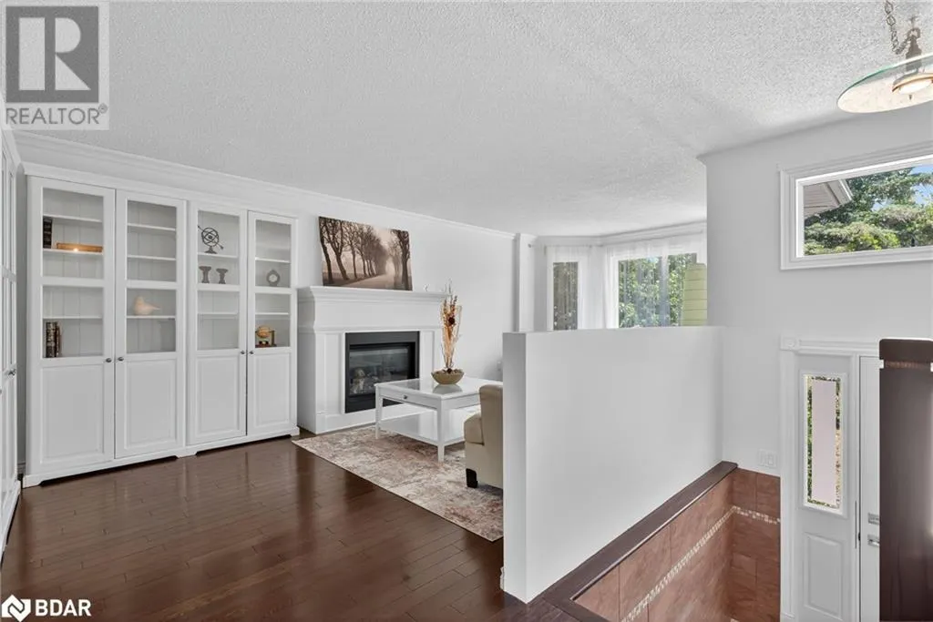 2 BIRCHMOUNT Circle