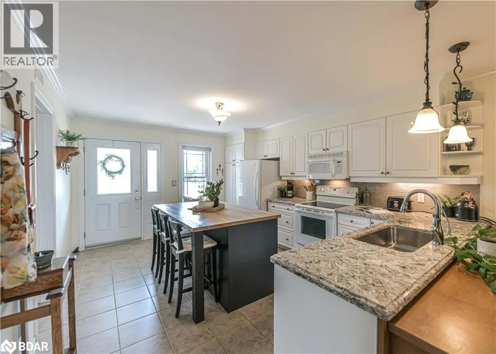 43 CREIGHTON Street Unit# 204, #204